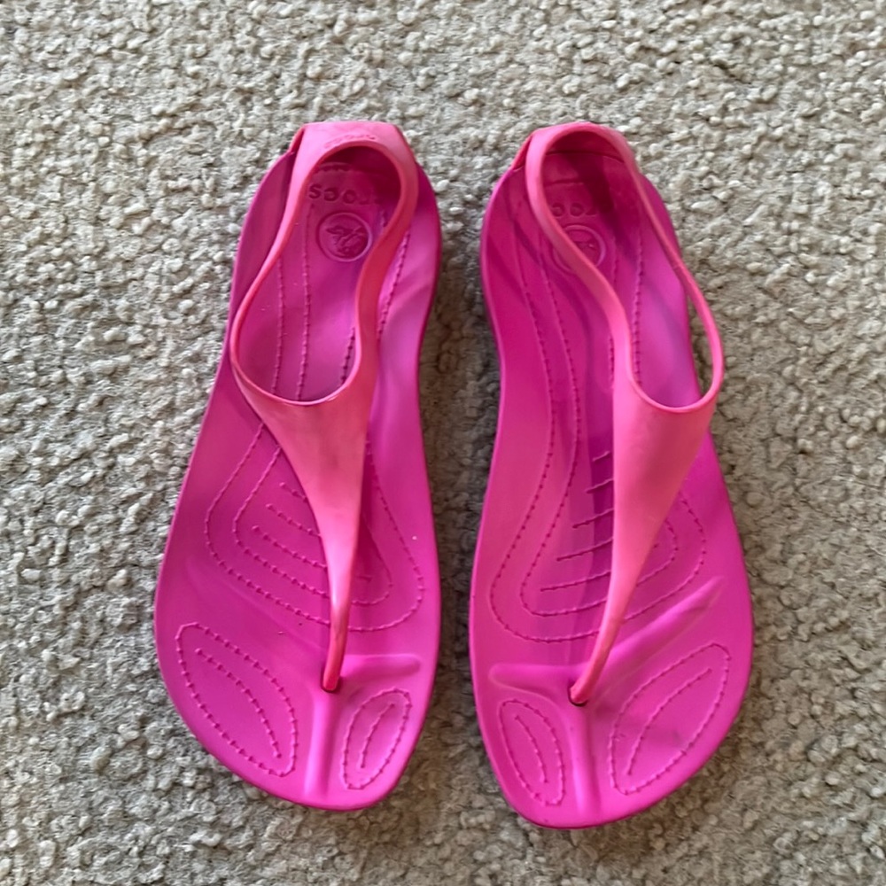 NWOT Crocs